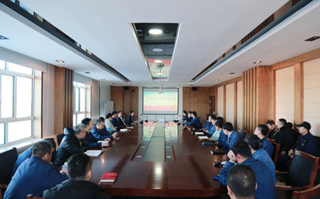 標(biāo)題：華德牧草公司召開干部大會
瀏覽次數(shù)：1102
發(fā)表時(shí)間：2025-01-03
